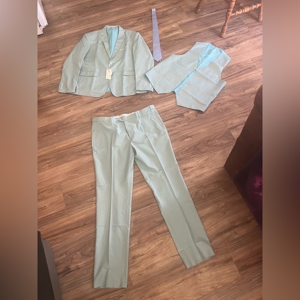 NWT Wehilion 4 Piece Suit Jacket Vest Pants with Tie, 2 Button Tuxedo Set sz 3XL - Picture 4 of 10
